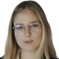 Réka Heszterényi